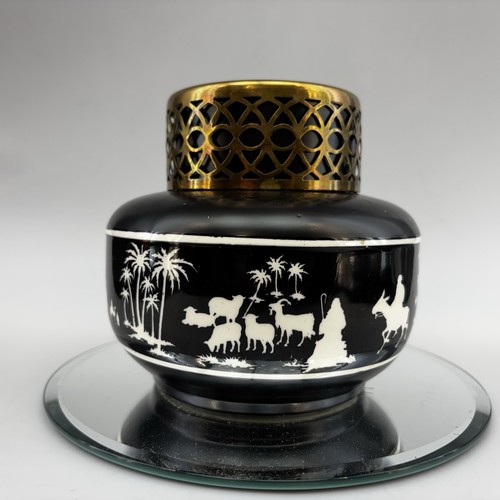 Vintage falcon ware arabian - vintage,